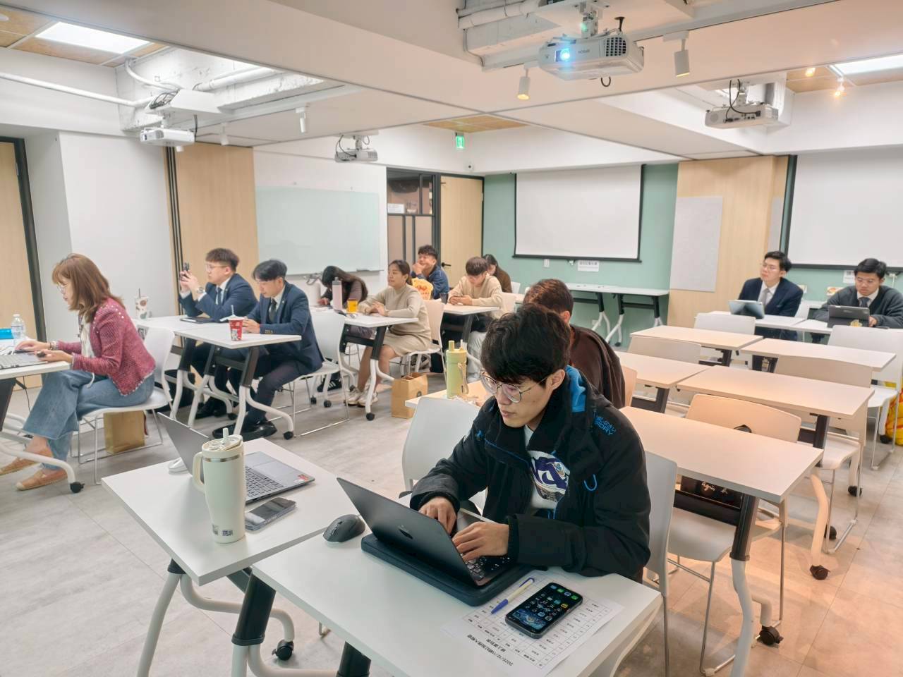 【活動花絮】網紅稅務大解密 - twida.org.tw 【活動花絮】網紅稅務大解密 - twida.org.tw