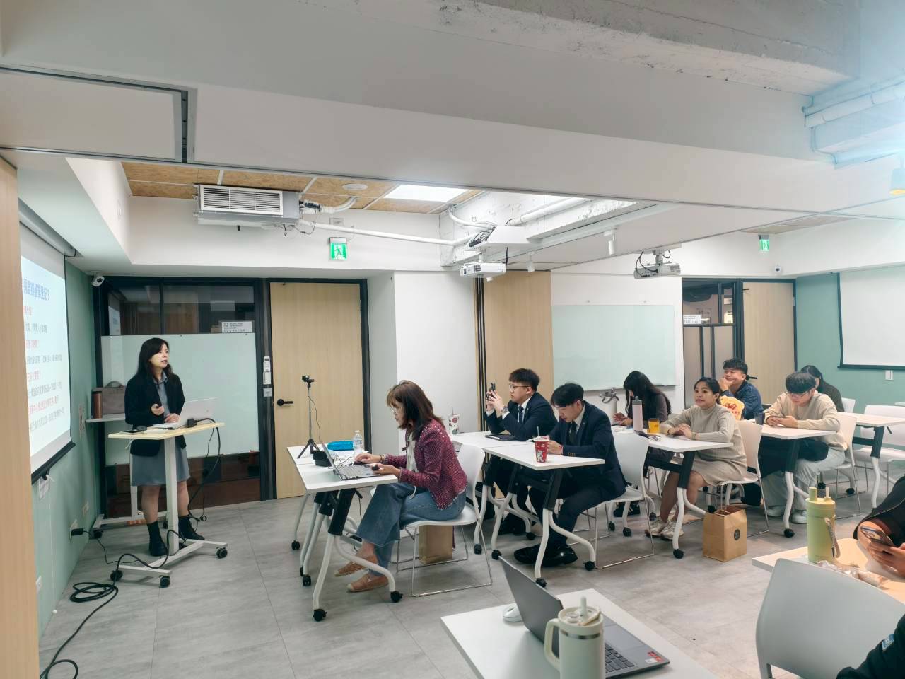 【活動花絮】網紅稅務大解密 - twida.org.tw 【活動花絮】網紅稅務大解密 - twida.org.tw